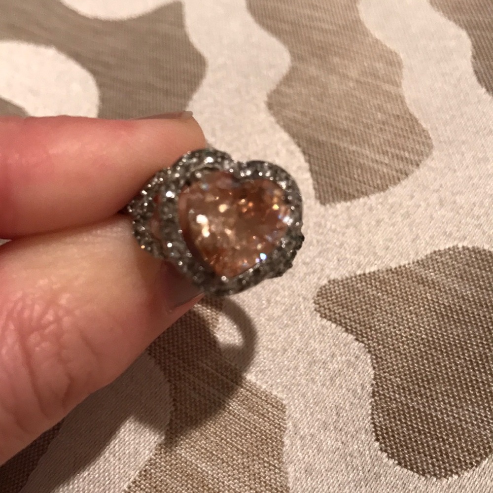 Heart ring - Picture 5 of 5